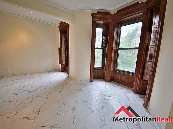 3rd image of 687 10th St #2