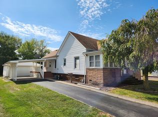 518 W Kirkham St, Litchfield, IL 62056
