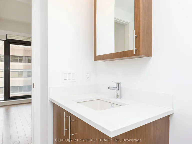 340 Queen St #1201 — Photo 11