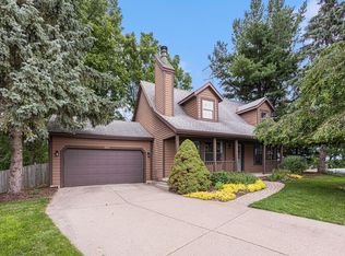 5011 Brookcrest Ct SW, Wyoming, MI
