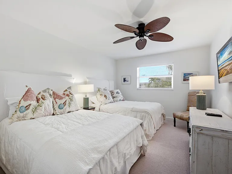 333 Harbour Dr #209 — Photo 21