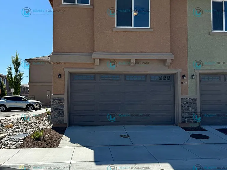 1019 Middle Gate Rd — Photo 1