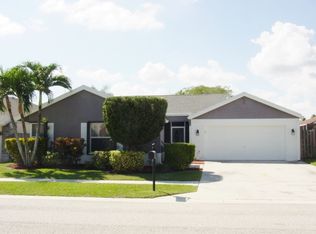 21119 Rustlewood Ave, Boca Raton, FL 33428