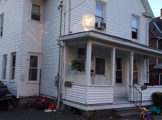 16 Hunt St, Springfield, MA 01108