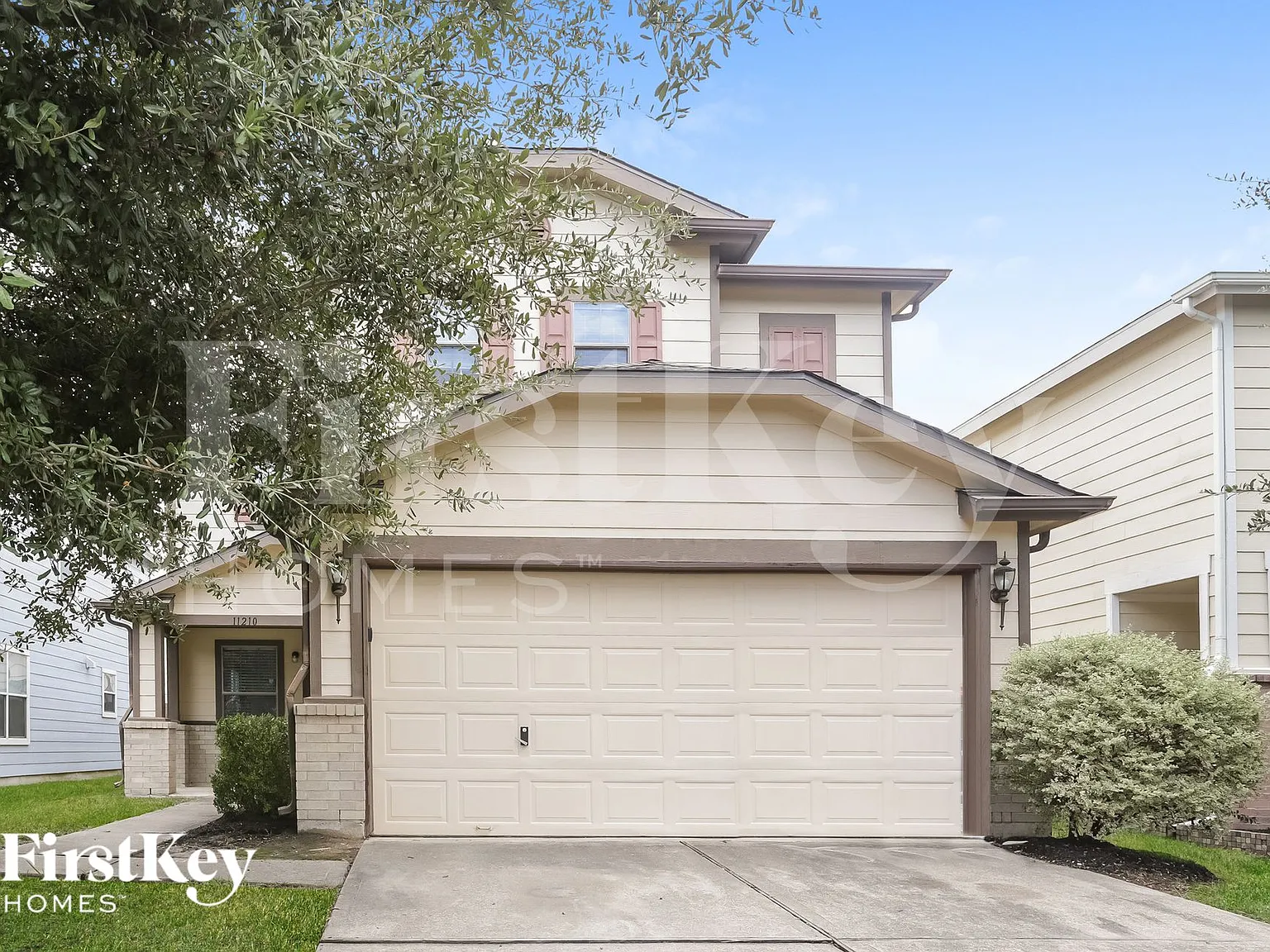 3 bed, 2.5 bath, 2754 sqft, $1,865 — Photo 1
