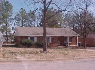304 Lake Dr, Jonesboro, AR 72405