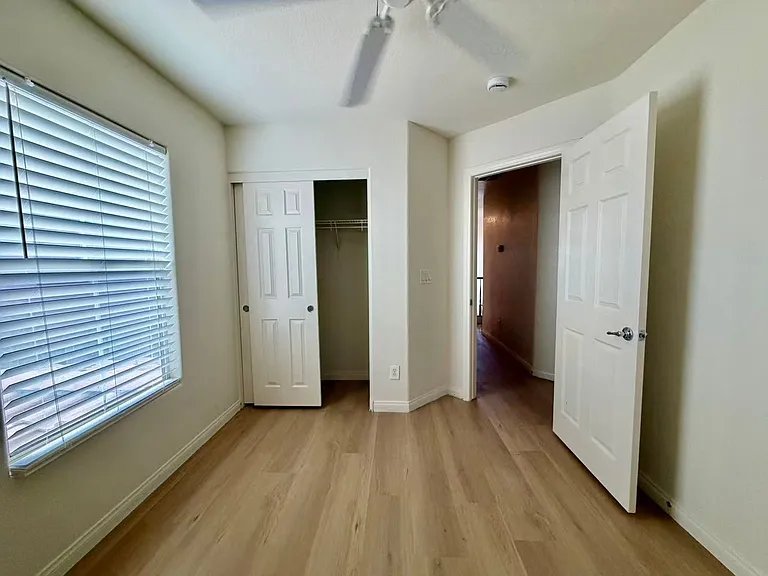 11183 Ranch Valley St — Photo 12