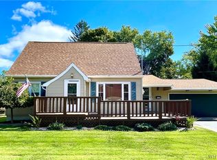 1639 Crittenden Rd, Alden, NY 14004