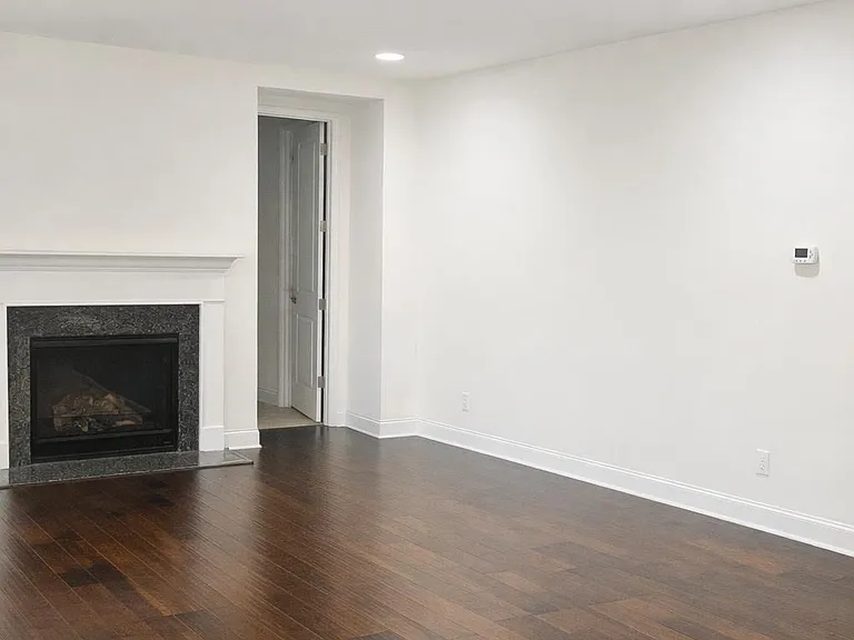 9590 Garamont Pkwy NW — Photo 10