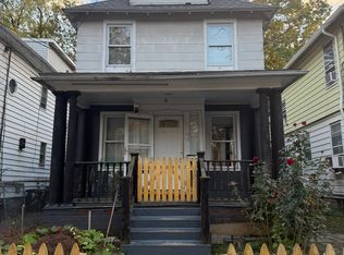 94 Lilac St, New Haven, CT 06511