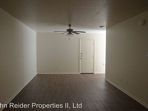 5th image of 418 Elbert Ln #A