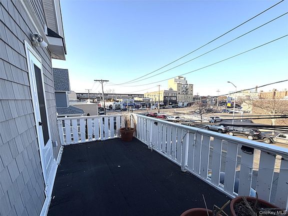 4th image of 181 Beach 90th St Unit 2