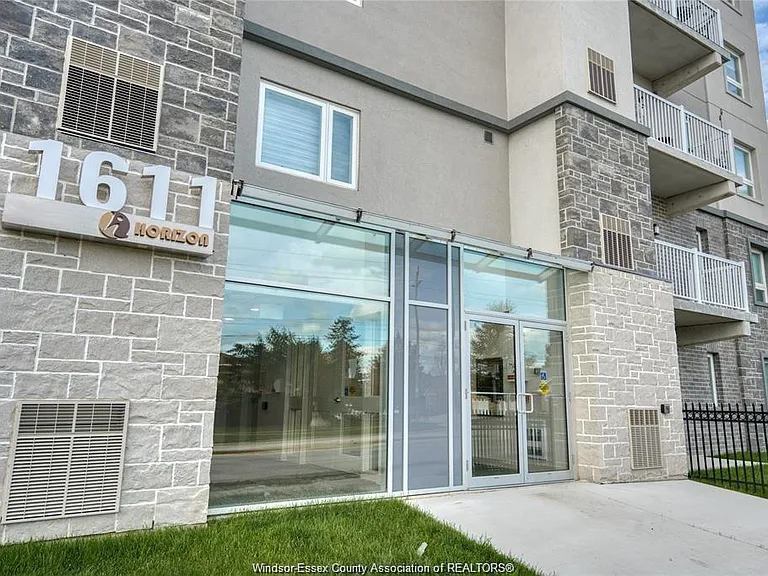 1611 Banwell Rd #315 — Photo 1