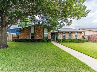 2917 Gayle Dr, Garland, TX 75044