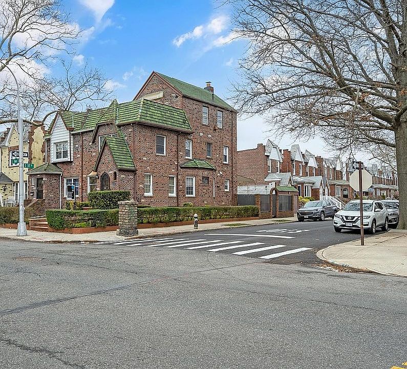 1st image of 3623 Avenue