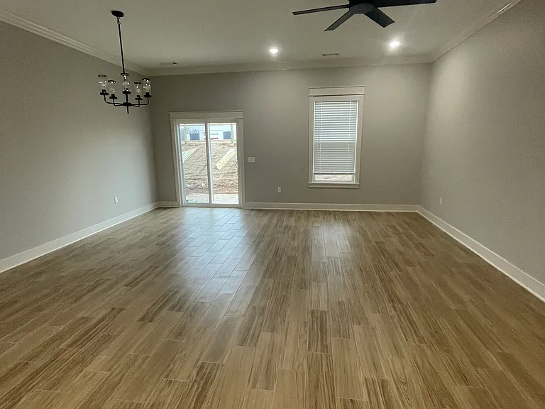 5212 Reagan Dr #B — Photo 11