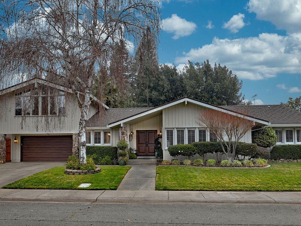 1st image of 106 Breckenwood Way