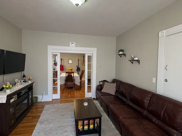 96 Falcon St Floor 1, Boston, MA 02128