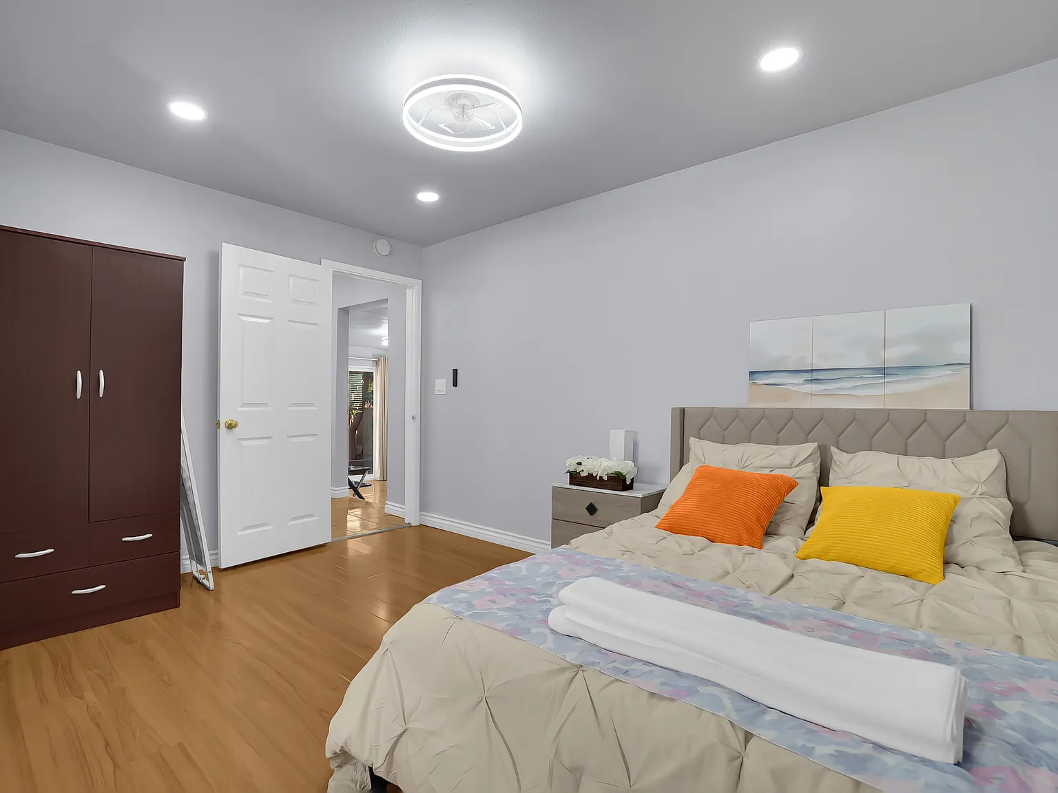 2 bed, $4,500 — Photo 4