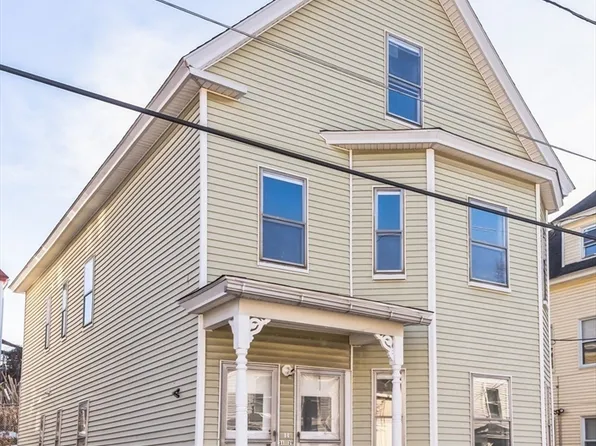 29-31 Clare St, Lowell, MA 01854