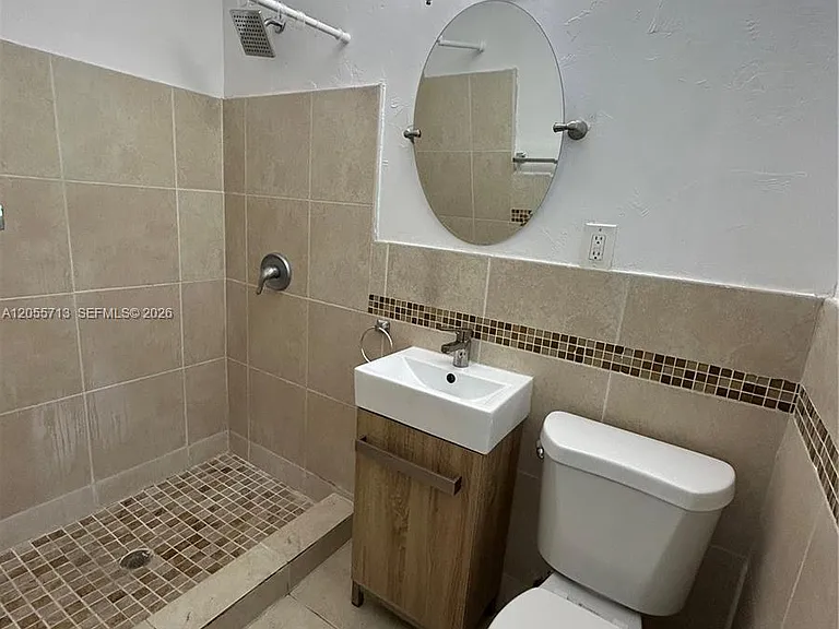 1025 Meridian Ave #105 — Photo 5