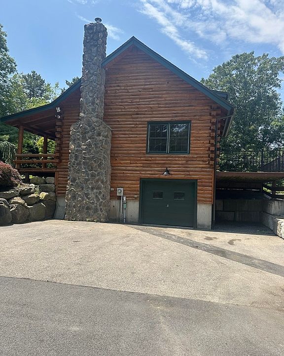 2nd image of 54 Pond St