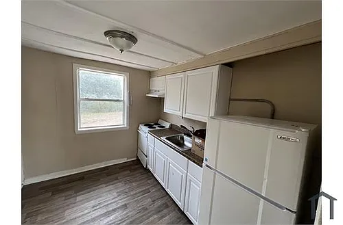 518 Little Ave Photo 1