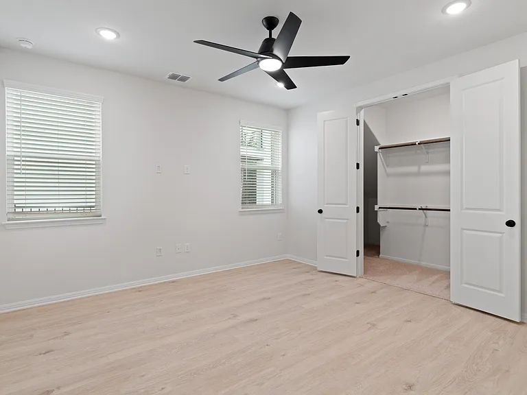 1612 Kit Cir — Photo 23
