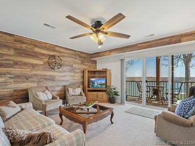 282 Park Place Dr #2A, Kaiser, MO, 65047