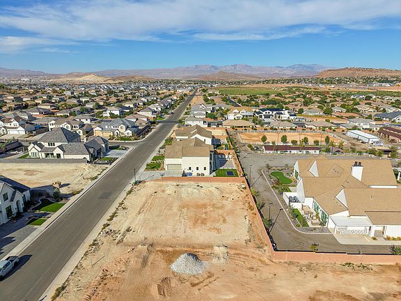 5th image of E Seegmiller Dr #204