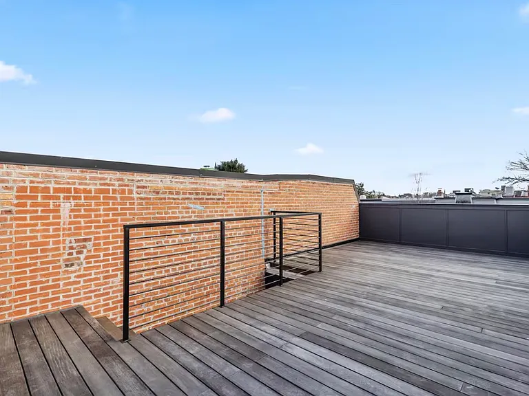 1311 R St NW #1 — Photo 8