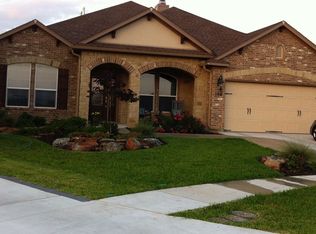 106 Sky Ct, Victoria, TX 77904
