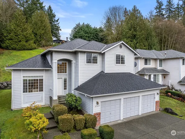 21517 12th Avenue W, Lynnwood, WA 98036