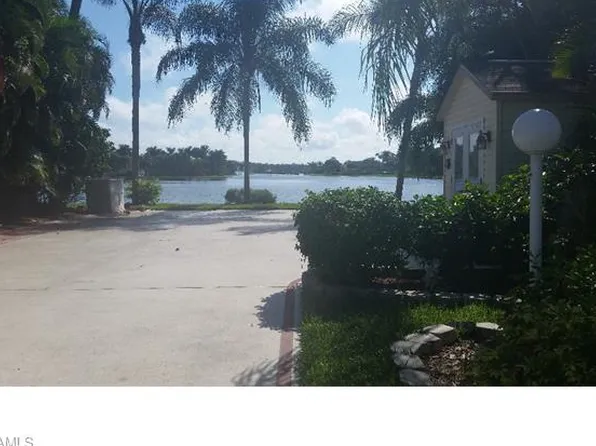 4637 Southern Breeze Dr, Naples, FL 34114