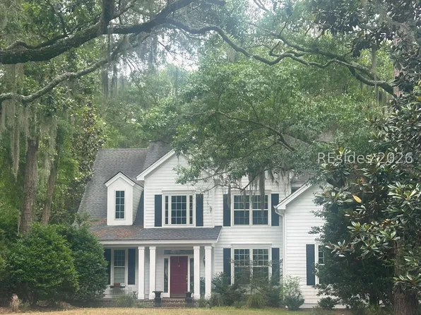 10 Stonewall Cir, Hilton Head Island, SC 29926