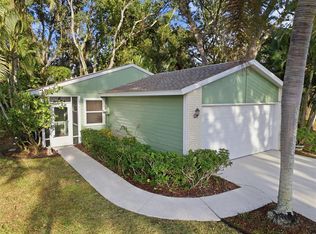 331 Bearded Oaks Cir, Sarasota, FL 34232