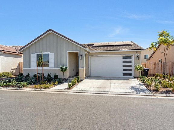 2nd image of 163 Reunion Way S