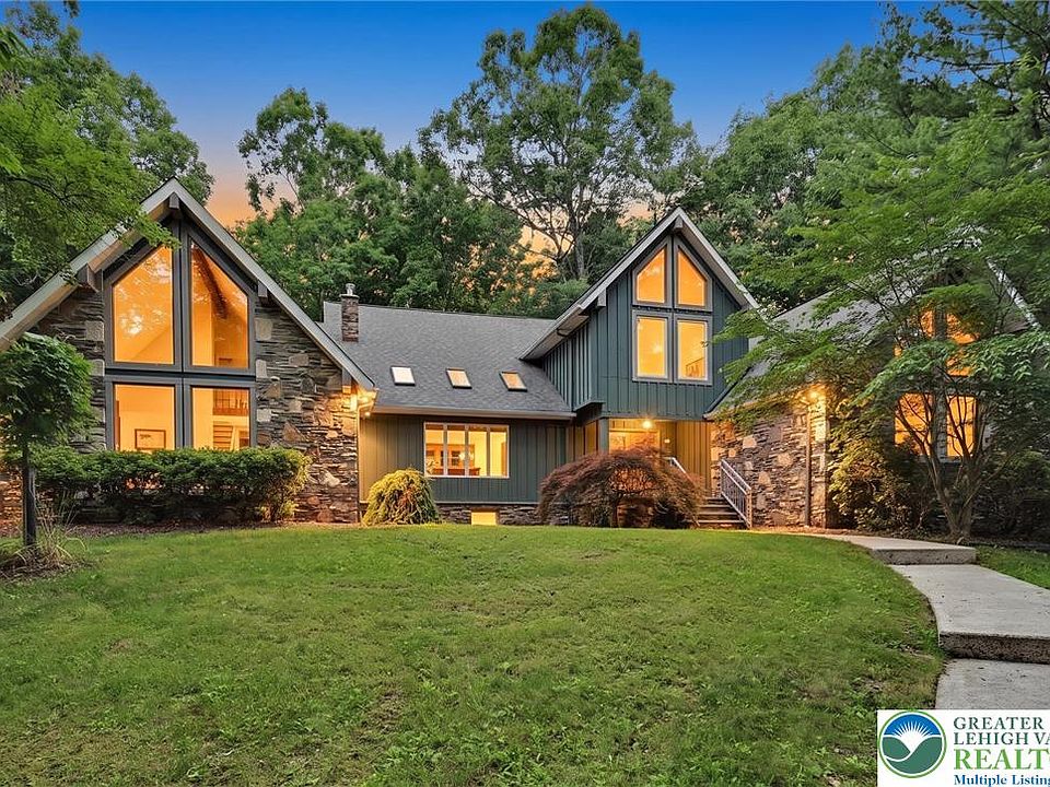 1st image of 376 Hty Rd