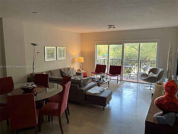 2nd image of 101 Sidonia Ave APT 305