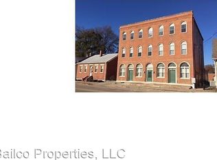 315 W Main St #6017496, Mascoutah, IL