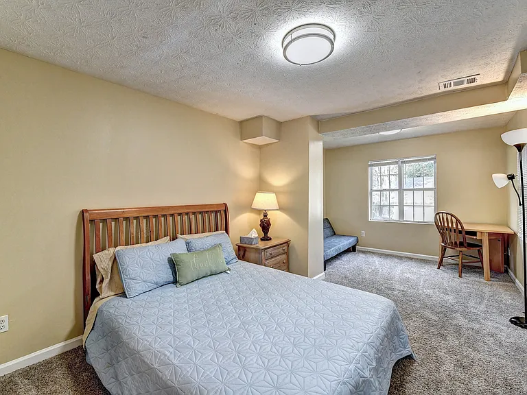 1170 Atlantic Dr NW — Photo 44