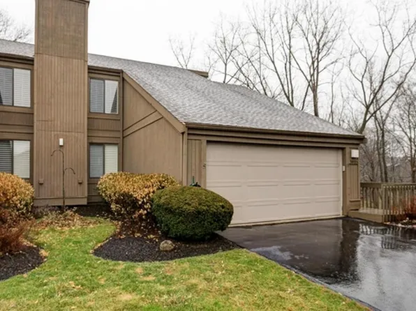 2025 Willow Glen Ln, Columbus, OH 43229