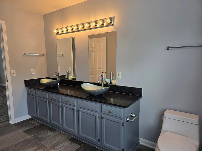 1202 N Carolina Ave — Photo 23