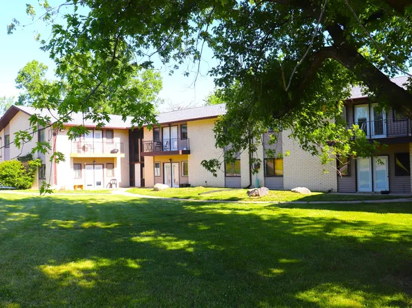 Shadowood, 2040 Edgewood Rd NW, Cedar Rapids, IA 52405