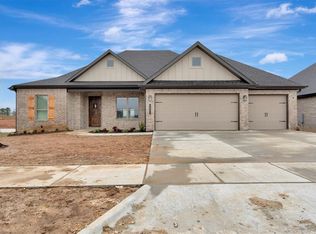 2001 Abbott Ln, Pea Ridge, AR 72751