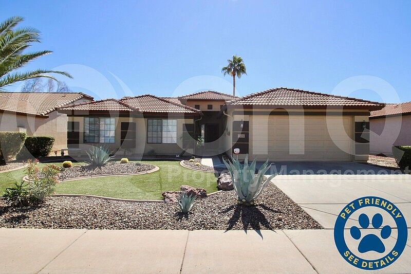 1st image of 15215 W Gelding Dr