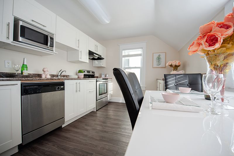 Winnipeg Apartment for rent - 3 Bedrooms — photo 10