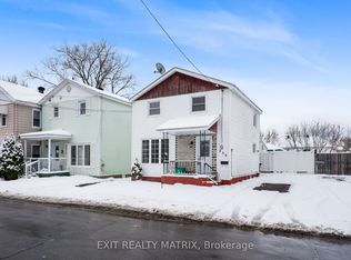 236 Genevieve St, Hawkesbury, ON K6A 2L9