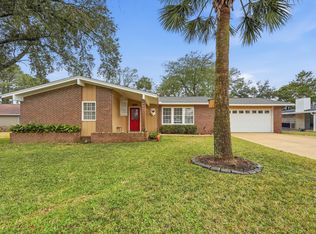 374 Makron Dr, Fort Walton Beach, FL 32548