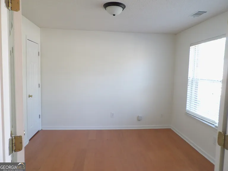 4341 Estate St S — Photo 3